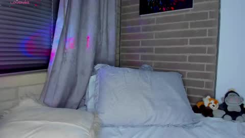 Snapshot of liam_oficial chatting on April 24, 2026, 3:42 am liam online show from April 24, 2026, 3:42 am