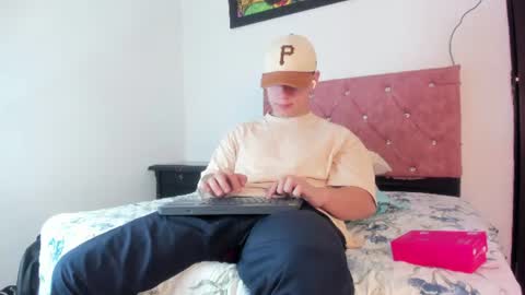 Snapshot of liam_saint chatting on June 16, 2026, 2:41 pm Call me Lian online show from June 16, 2026, 2:41 pm