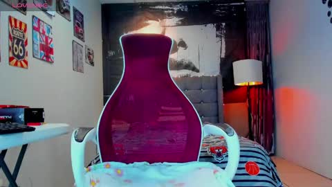 Snapshot of liam_scoot_ chatting on June 6, 2026, 7:02 am LIN online show from June 6, 2026, 7:02 am