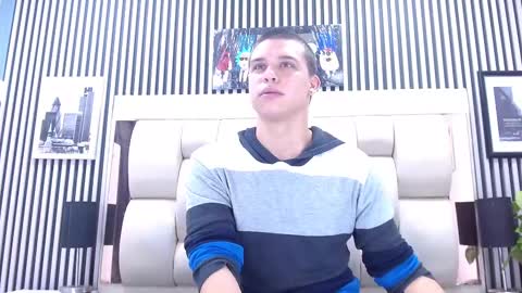 Snapshot of liam_york chatting on November 16, 2025, 1:49 pm liam_york online show from November 16, 2025, 1:49 pm