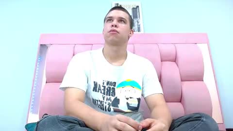 Snapshot of liam_york chatting on November 18, 2025, 12:31 pm liam_york online show from November 18, 2025, 12:31 pm