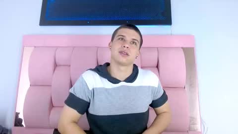 Snapshot of liam_york chatting on November 20, 2025, 1:22 pm liam_york online show from November 20, 2025, 1:22 pm