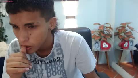 LiamBlack16 online show from October 20, 2025, 12:16 pm