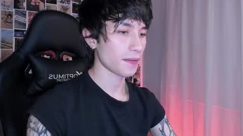 Liam online show from March 6, 2025, 9:36 am