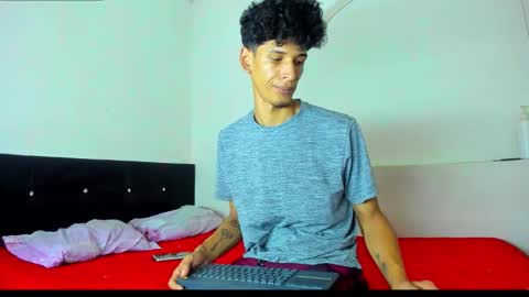 LIAM  KAI online show from February 19, 2026, 2:51 am