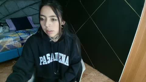 L I A M O N R O E online show from November 6, 2025, 12:28 pm