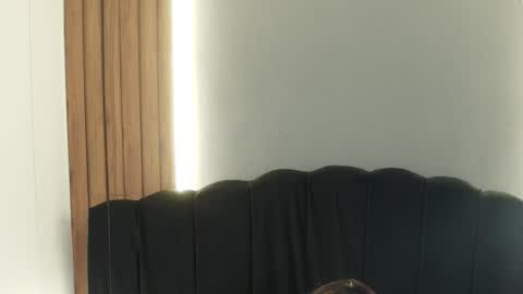 L I A M O N R O E online show from March 14, 2026, 12:21 pm