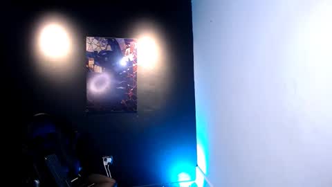 liamvibes212 online show from January 18, 2026, 11:47 am