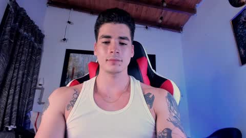 liamwyatt_ online show from December 13, 2024, 6:21 am