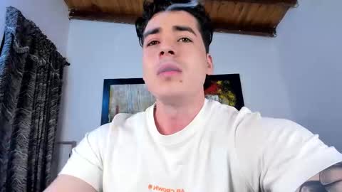 liamwyatt_ online show from December 15, 2025, 6:28 am