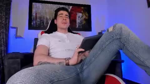 Snapshot of liamwyatt_ chatting on June 28, 2026, 3:23 am liamwyatt_ online show from June 28, 2026, 3:23 am