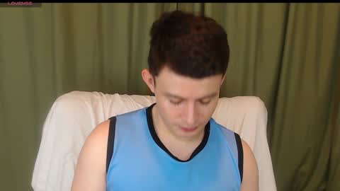 lian_eathan online show from November 15, 2025, 12:30 am