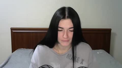 liana_diva online show from February 25, 2025, 11:00 pm