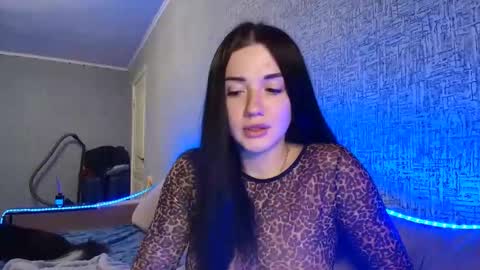 liana_diva online show from October 18, 2025, 7:25 pm