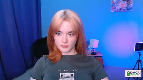 Little Liana  online show from January 2, 2025, 10:44 pm