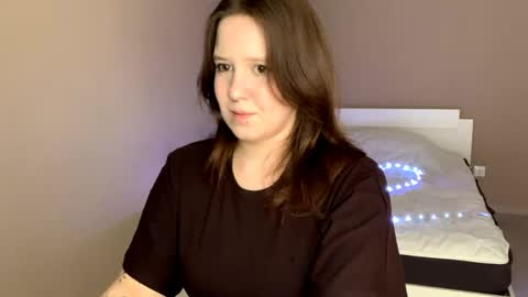 Sofia online show from May 13, 2026, 5:21 pm