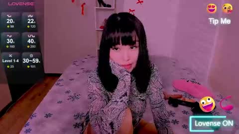 Liana online show from April 23, 2026, 11:42 am