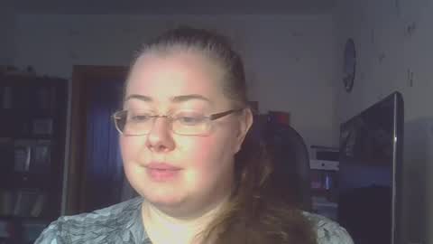 liaorgel online show from January 19, 2025, 12:17 pm