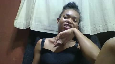 liaraisha online show from October 10, 2025, 6:51 pm