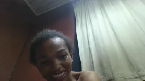 liaraisha online show from December 3, 2025, 4:05 pm