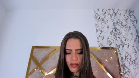 Snapshot of liaruso chatting on May 14, 2026, 6:15 pm liaross online show from May 14, 2026, 6:15 pm