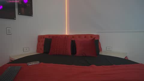 liasuaza online show from February 26, 2026, 12:59 pm