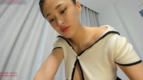 Lia online show from February 17, 2025, 3:15 am