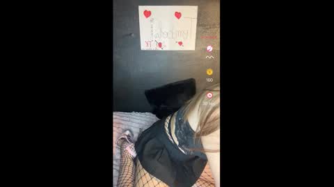 Lib ertine32 online show from February 10, 2026, 7:56 am