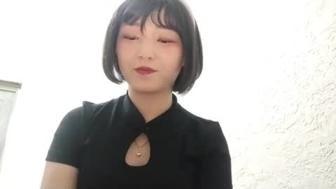 Snapshot of libbiepostlethwaite chatting on April 27, 2026, 4:27 pm Molly online show from April 27, 2026, 4:27 pm