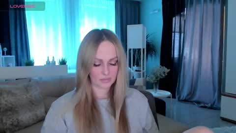 Snapshot of libby_nora chatting on February 21, 2025, 9:34 am Libby online show from February 21, 2025, 9:34 am