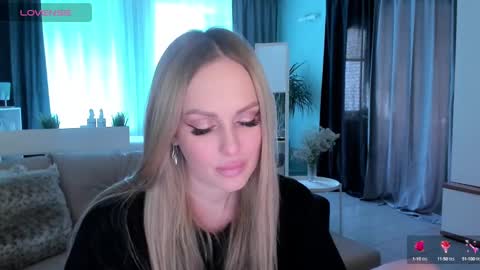 Snapshot of libby_nora chatting on February 28, 2025, 12:42 pm Libby online show from February 28, 2025, 12:42 pm