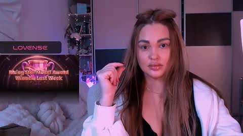 libra_mia online show from March 10, 2026, 7:13 am