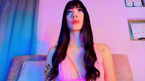 Valentina Hall online show from January 11, 2026, 11:37 am