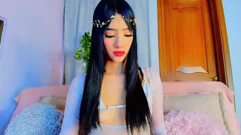 Valentina Hall online show from February 9, 2026, 11:36 am