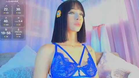 Valentina Hall online show from April 1, 2026, 11:44 am