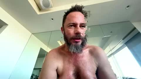 Snapshot of lickabate chatting on April 17, 2026, 10:46 pm Lickable online show from April 17, 2026, 10:46 pm