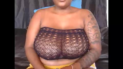 Snapshot of lickabletash98 chatting on January 9, 2025, 12:30 pm lickabletash98 online show from January 9, 2025, 12:30 pm
