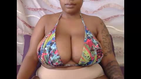 Snapshot of lickabletash98 chatting on January 29, 2025, 10:05 am lickabletash98 online show from January 29, 2025, 10:05 am