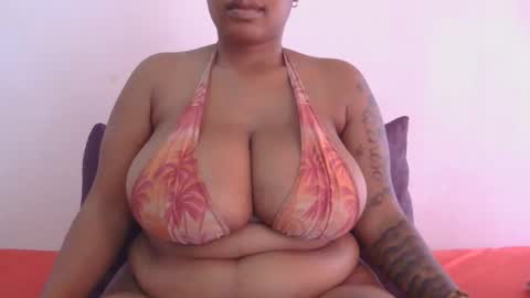 Snapshot of lickabletash98 chatting on March 6, 2025, 10:09 am lickabletash98 online show from March 6, 2025, 10:09 am