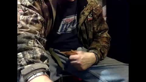 Lickensu online show from December 15, 2024, 9:31 pm