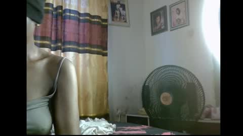 lickmefuckmex online show from March 3, 2026, 10:21 am