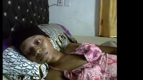 lickmefuckmex online show from April 18, 2026, 7:58 pm