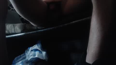 lickurlipz1 online show from October 2, 2025, 8:32 am