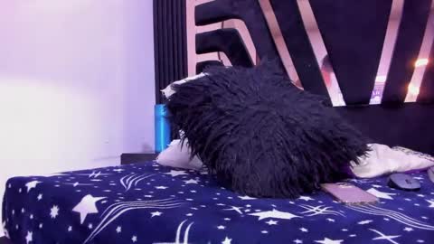 licy online show from December 13, 2024, 8:37 pm