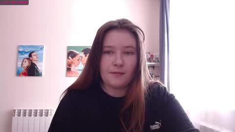 light_lunaa online show from March 8, 2025, 3:50 am