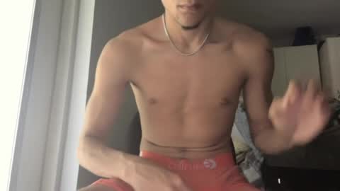 Snapshot of lightskinwithgirth chatting on April 29, 2026, 4:22 pm lightskinwithgirth online show from April 29, 2026, 4:22 pm