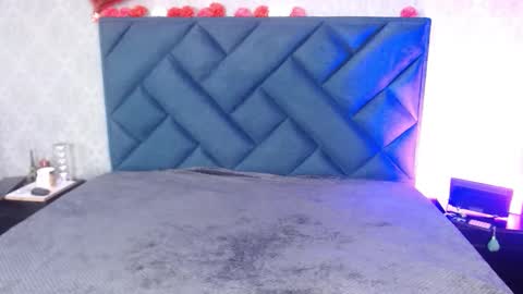 lia  online show from February 21, 2026, 7:04 pm