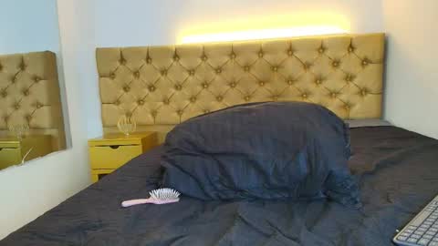 Snapshot of liiaa_sweett_ chatting on May 15, 2026, 9:22 pm Liiaa Sweett online show from May 15, 2026, 9:22 pm