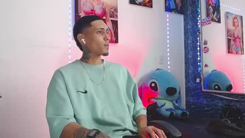 Daniel online show from October 28, 2025, 2:42 pm