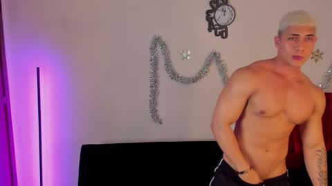 liiam_jesus online show from November 13, 2025, 2:32 am